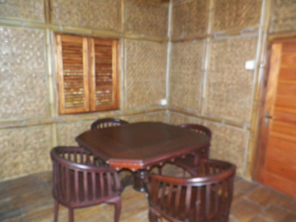 בנדונג Villa Kampung Karuhun Sutan Raja חדר תמונה
