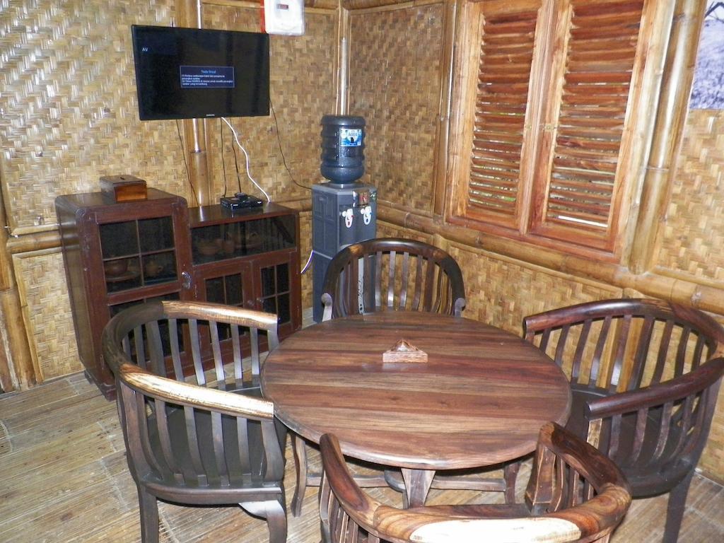 בנדונג Villa Kampung Karuhun Sutan Raja חדר תמונה