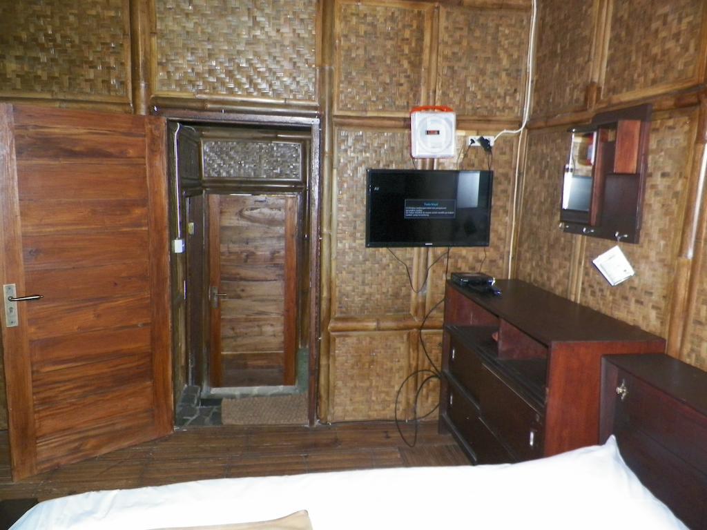 בנדונג Villa Kampung Karuhun Sutan Raja חדר תמונה